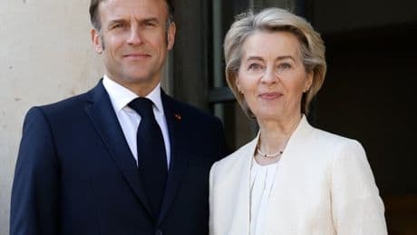 "Choose Europe for Science": Macron et von der Leyen veulent attirer les chercheurs étrangers, en particulier américains