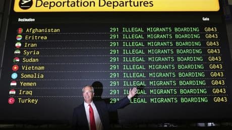 Britischer Populist: Nigel Farage will Gesetz für „Massenabschiebungen“