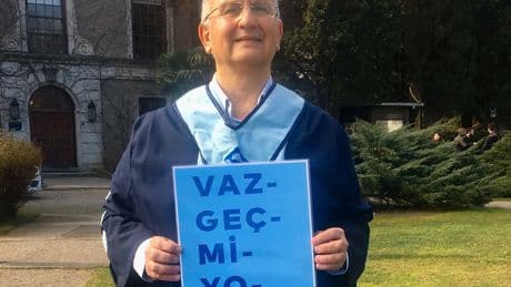 Boğaziçi kayyım yönetimi mahkeme kararını tanımadı: Prof. Dr. Zenginobuz görevden 3 aylığına uzaklaştırıldı