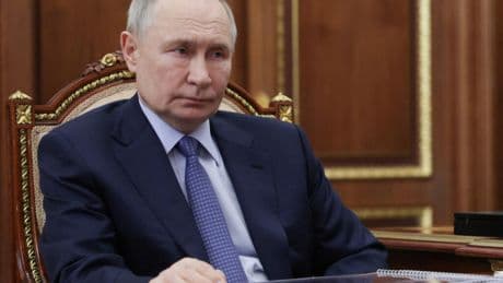 Putin skips out on talks with Ukraine