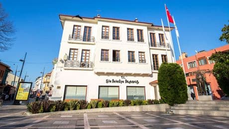 Şile Belediyesine yolsuzluk operasyonu: Belediye Başkanı Özgür Kabadayı gözaltına alındı