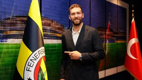 Tarık Çetin: "En büyük hayalim Fenerbahçe formasıyla şampiyonluk yaşamak"