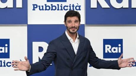 Affari Tuoi sospeso, salta la puntata di questa sera: ecco perchè
