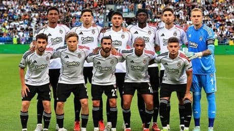 Beşiktaş'ta 6 futbolcuya daha yol göründü!