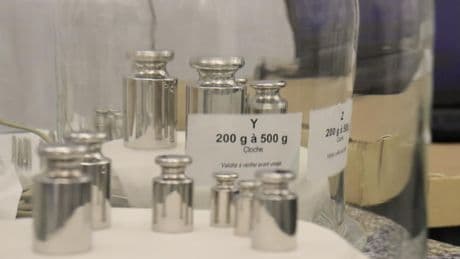 150 ans du traité de métrologie : comment ce laboratoire s’assure qu’un kilo reste un kilo