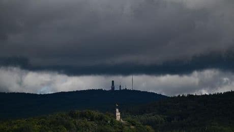 Wetteraussichten: Weiterhin Gewitter und Schauer in Hessen