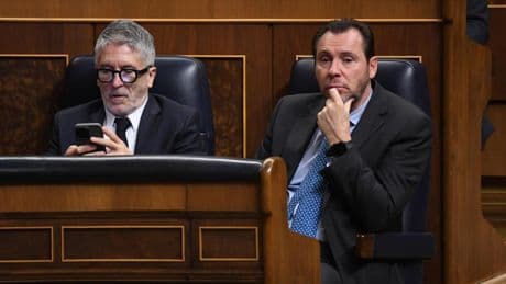 Transportes cree que la Guardia Civil sostiene "por inercia" la tesis del robo e insiste en no descartar el sabotaje en el AVE