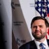Live - Opvallend milde Vance: ‘Europa en VS zitten in hetzelfde team’ • ‘Trump wil Perzische Golf omdopen tot Arabische Golf’