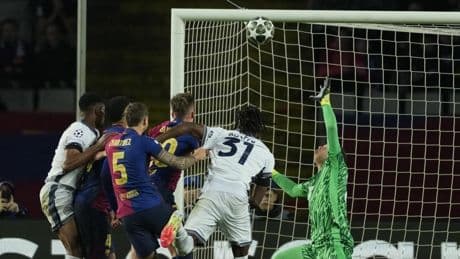 Los goles tempraneros y el balón parado, la gran cruz del Barça de Flick