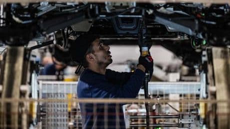 Automobile : menace grave et imminente sur les usines d’utilitaires selon le patron Europe de Stellantis