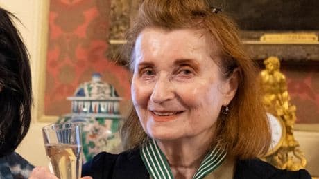 Elfriede Jelinek - Falsche Todesmeldung über Nobelpreisträgerin