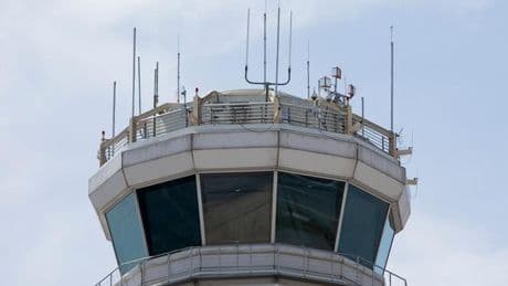 Luftfahrt: Wieder Ausfall an US-Airport - Kurz kein Kontakt zu Piloten