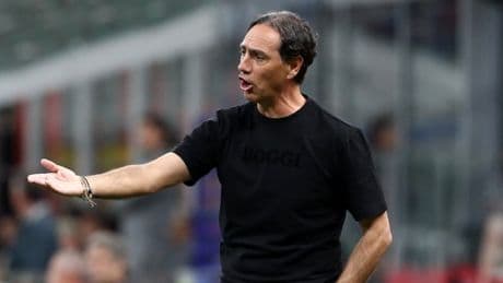 <p>Nesta, parole da Milan: &quot;Ripartire dagli uomini. Quando San Siro tuona, qualcosa non va&quot;</p>