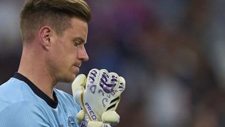 „Das würde ich mir nicht antun“ – Littbarski richtet klare Worte an degradierten ter Stegen