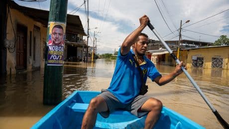Un Ecuador partido en dos se la juega con empate técnico en las encuestas y en medio del estado de excepción