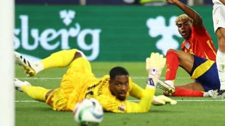 Espagne-France : les Bleus, surclassés par une Roja portée par un immense Lamine Yamal, quittent la Ligue des nations