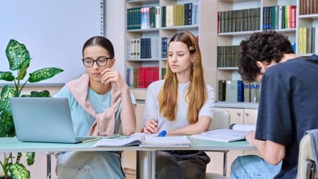 Quels sont les prénoms des collégiens qui ont obtenu les meilleures mentions au brevet 2025 ?