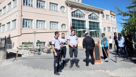 En Turquie, le piratage des signatures numériques de hauts fonctionnaires débouche sur un scandale d’Etat