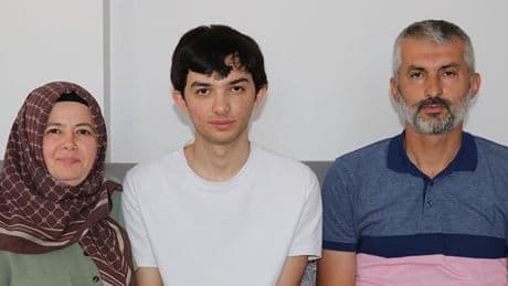 İmam hatip mezunu Muhammed YKS'de derece yaptı | Başarısının sırrını böyle anlattı... İşte hayalindeki meslek