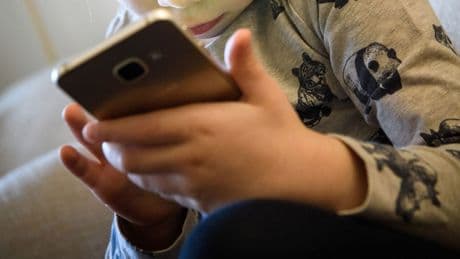 Bitkom-Studie: Mehrheit der Kinder darf mit sieben Jahren ein Handy nutzen