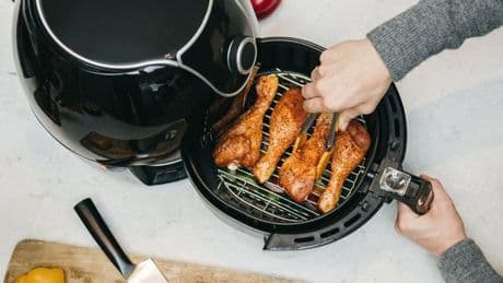 Los creadores de la airfryer alertan de un uso habitual que puede ser muy contraproducente