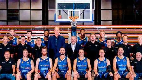 La plantilla del Fuenlabrada rompe el silencio