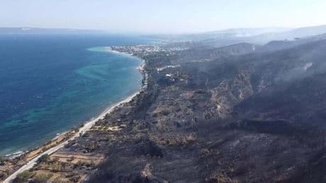 Çanakkale'de küle dönen yerler görüntülendi
