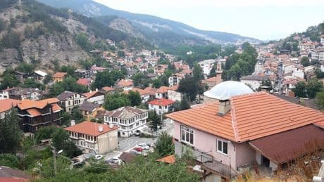 O ilimizde kaya düşmesi riski altındaki evler için tahliye kararı: 30 gün süre verildi