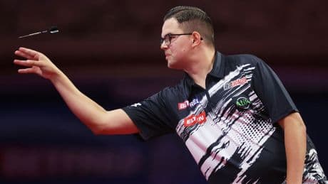 Darter Van Veen stuurt na Humphries ook landgenoot Noppert naar huis op World Matchplay