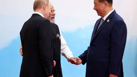Putin desafía a Occidente al agradecer a China y la India sus “esfuerzos” para la paz en Ucrania