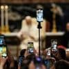 Kirche im digitalen Zeitalter: Bizeps, Tattoo und Soutane: Moderne Gesichter der Kirche