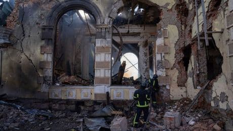 Russland und Ukraine attackieren gegenseitig Bahnanlagen