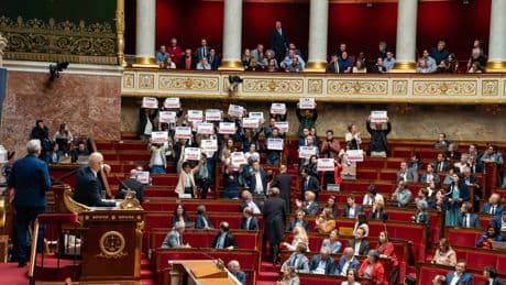 Opération repêchage de la loi anti-entraves agricoles au Parlement