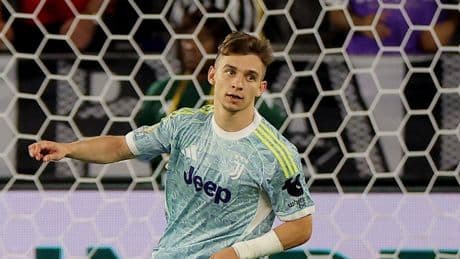 La Juventus golea y el Salzburgo lidera el grupo del Real Madrid
