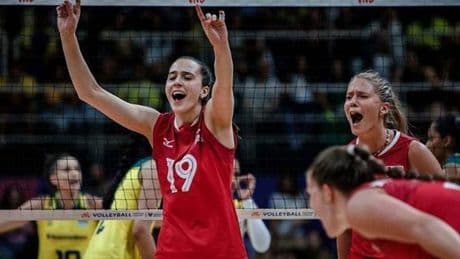 Emily Maglio Eczacıbaşı'da!
