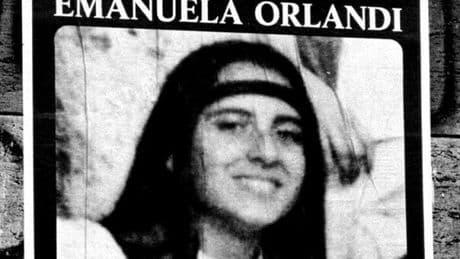 Emanuela Orlandi, gli appunti scritti a mano con i nomi di tre amiche. E spunta anche una ragazza segreta (mai trovata)