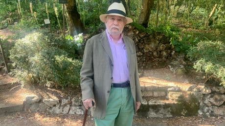 Muere el escritor y crítico literario José María Guelbenzu a los 81 años
