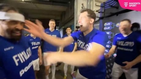 Finnen ohrfeigen sich vor Spiel - dann stürmen sie ins Halbfinale gegen Deutschland