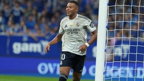 Kylian Mbappé helpt Real Madrid met twee treffers aan ruime overwinning