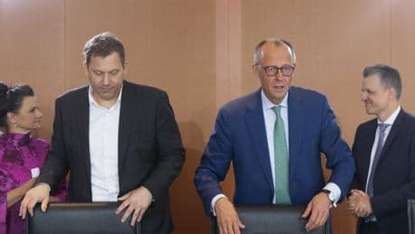 Bundesverfassungsgericht: Union und SPD lehnen Bundestagssondersitzung für Richterwahl ab
