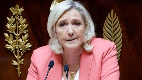 Marine Le Pen confirme son opposition au texte sur le « droit à l'aide à mourir »