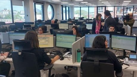 El servicio de teleasistencia amplía sus instalaciones de Bilbao para poder atender a 200.000 vascos
