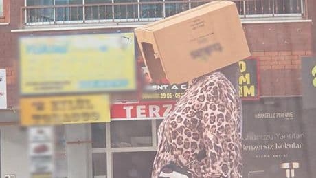 Bir ilimizde sıcaklık 40 dereceyi aştı! Sıcaktan korunmak için bu yöntemi tercih etti | Görenler hayrete düştü
