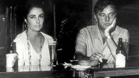 Entre Elizabeth Taylor et Richard Burton, des duels de whisky et de champagne