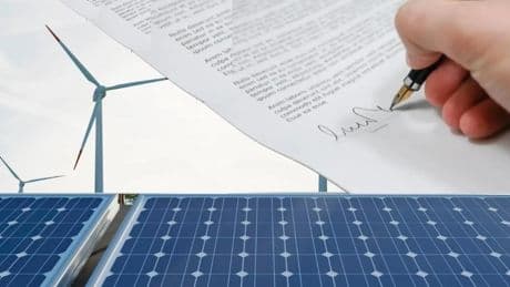 La operación reforzada de la red eléctrica impuesta por Redeia reduce la firma de PPAs por "la incertidumbre de los precios"