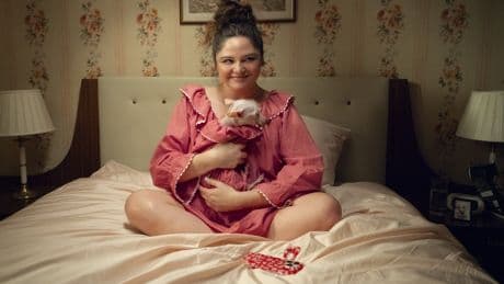How Lena Dunham’s Netflix Series Too Much Mirrors Her Own Life