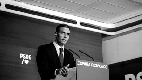 El cohete de corrupción y propaganda se derrumba