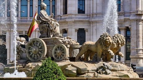 Almeida y Ayuso buscan conquistar España