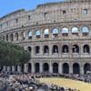 Toerist (47) gespiest bij Colosseum nadat hij over hek probeert te klimmen, spoedoperatie nodig