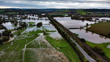 UK farmers lost £1bn in arable income after extreme wet weather, data show